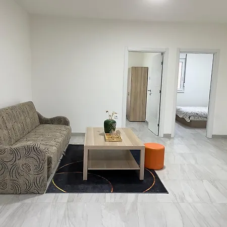 Apartament Airport Art *