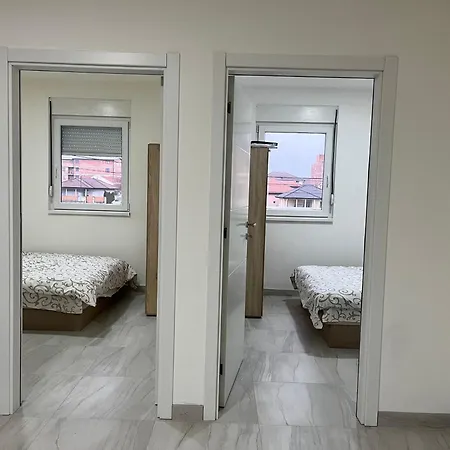 Apartament Airport Art *